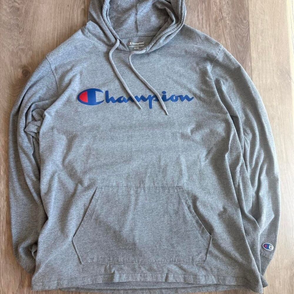 Champion Men's Grey Hoodie